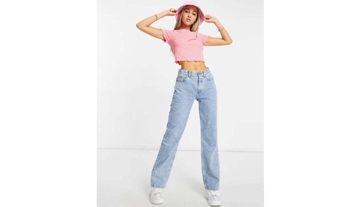 ASOS DESIGN Mid Rise '90's' Straight Leg Jeans in Vintage Lightwash