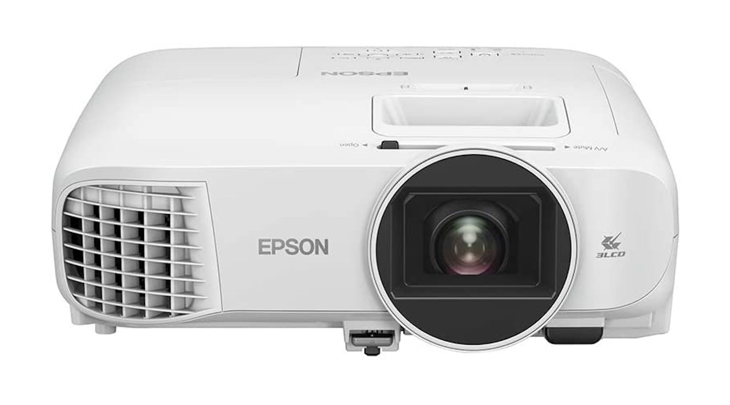 Epson EH-TW5700 Smart Home Cinema Full-HD Projector
