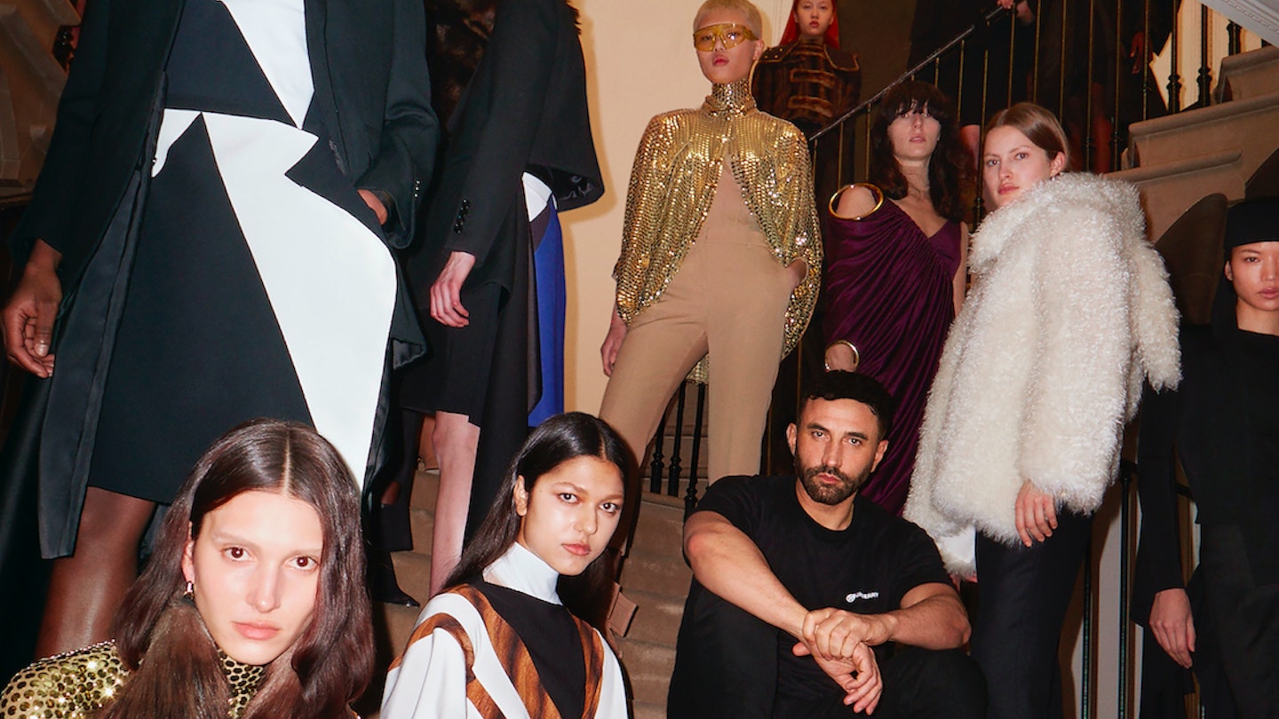 Burberry designer que sales es