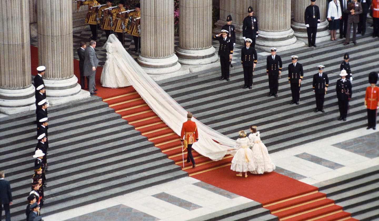 Princess-Diana-Wedding-dress