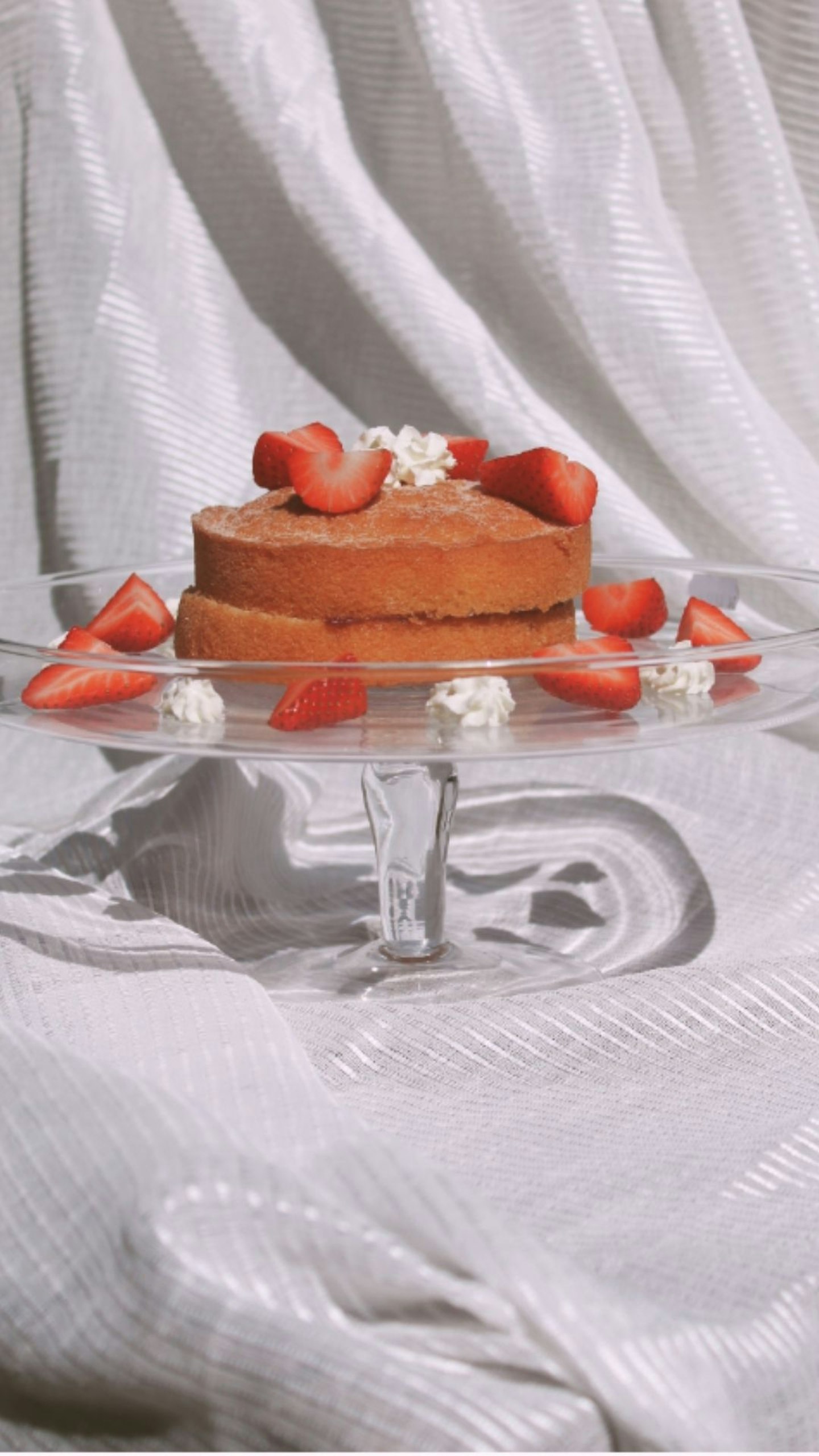 The White Company Glass Cake Stand