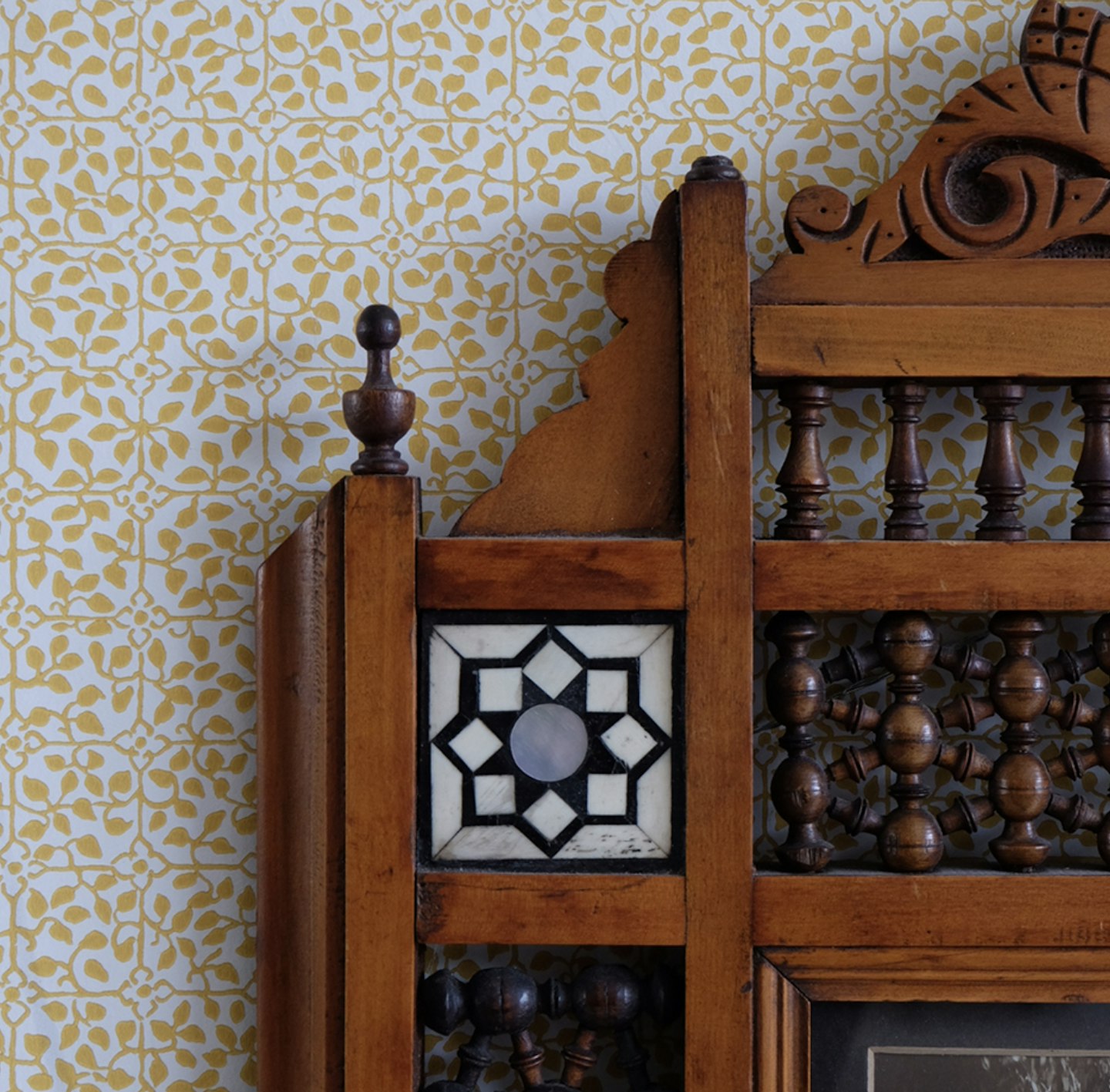 Lulu Lytle Yellow Gold wallpaper