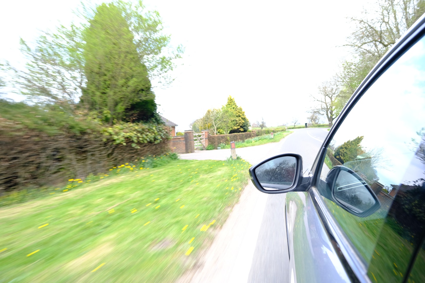 Motion image of Peugeot 208 using Fujifilm X-S10