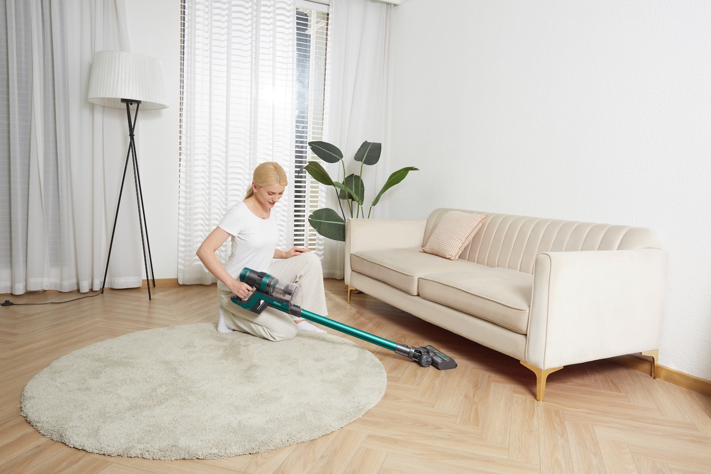 Ultenic U11 Cordless Vacuum Cleaner under sofa