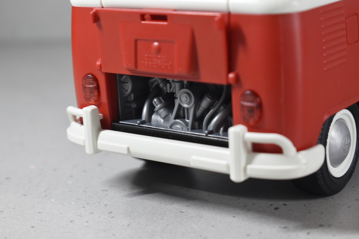 Playmobil VW Campervan engine bay