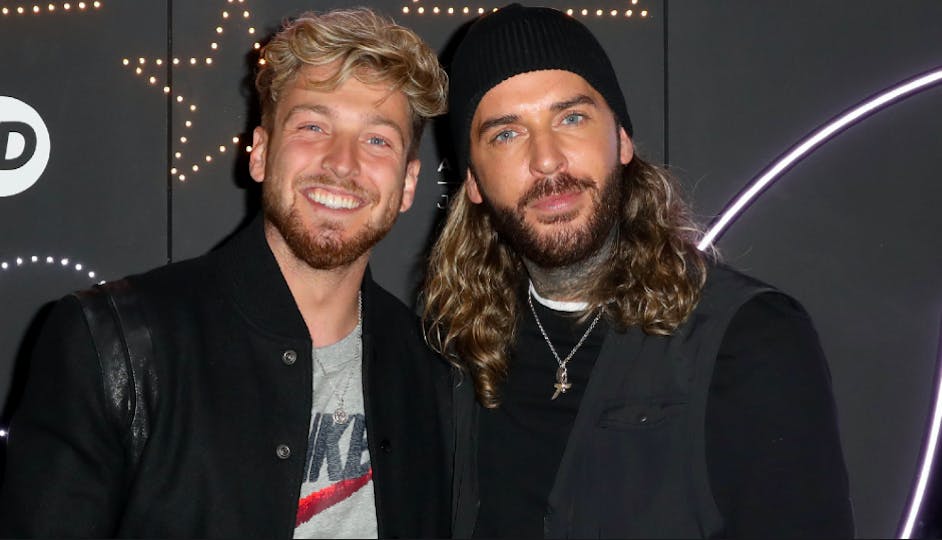 Sam Thompson Unveils Pete Wicks Tattoo рџ ђ Celebrity Heat Sam Thompson Unveils Pete Wicks Tattoo рџ ђ Celebrity Heat