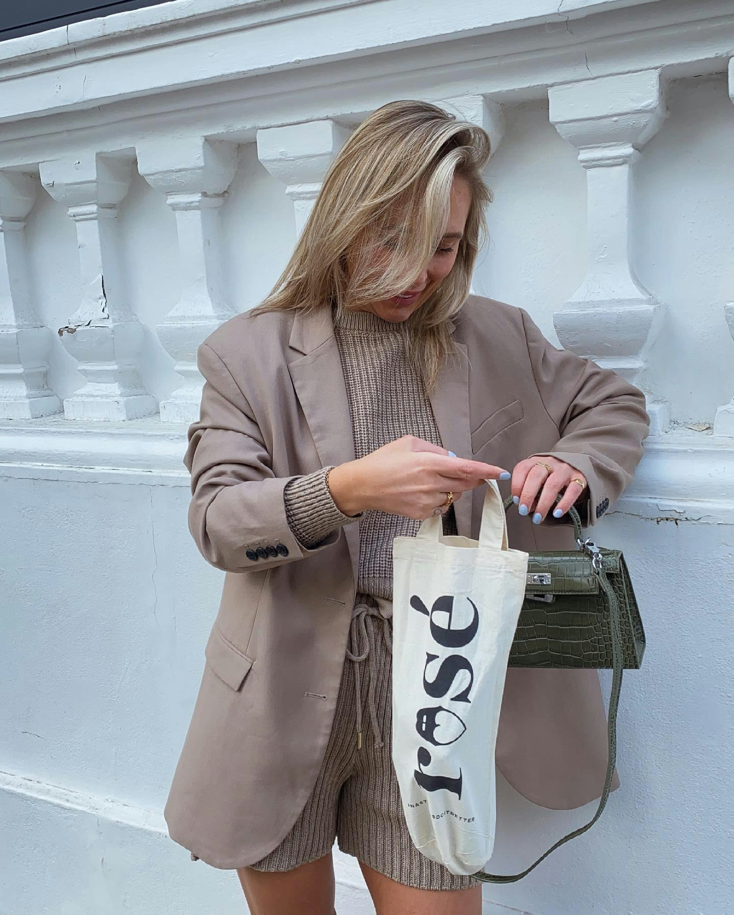 wine bottle tote bag nasty gal