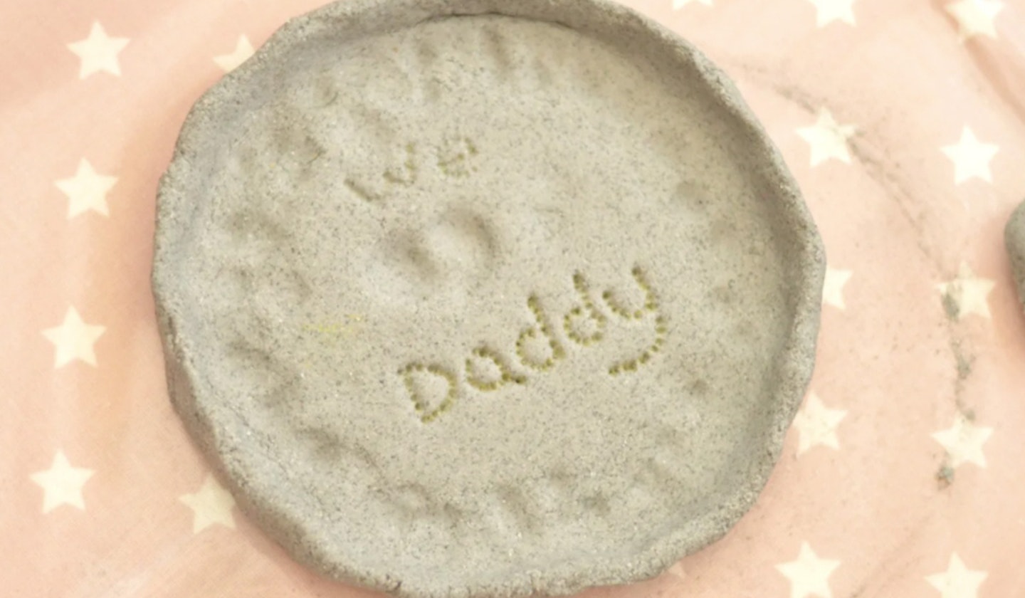 Easy fingerprint dish