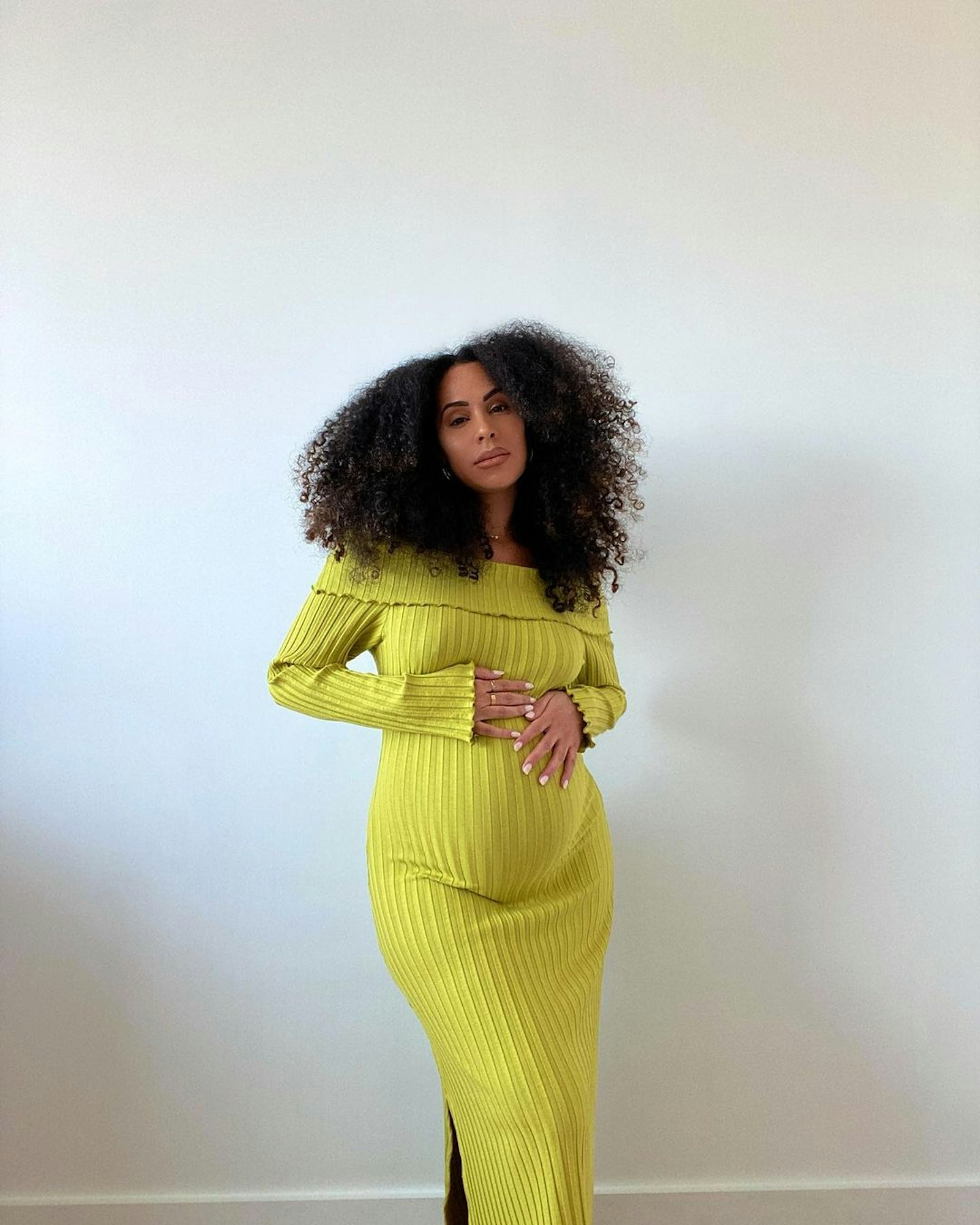 Our Favourite Maternity Looks: Farah Pink