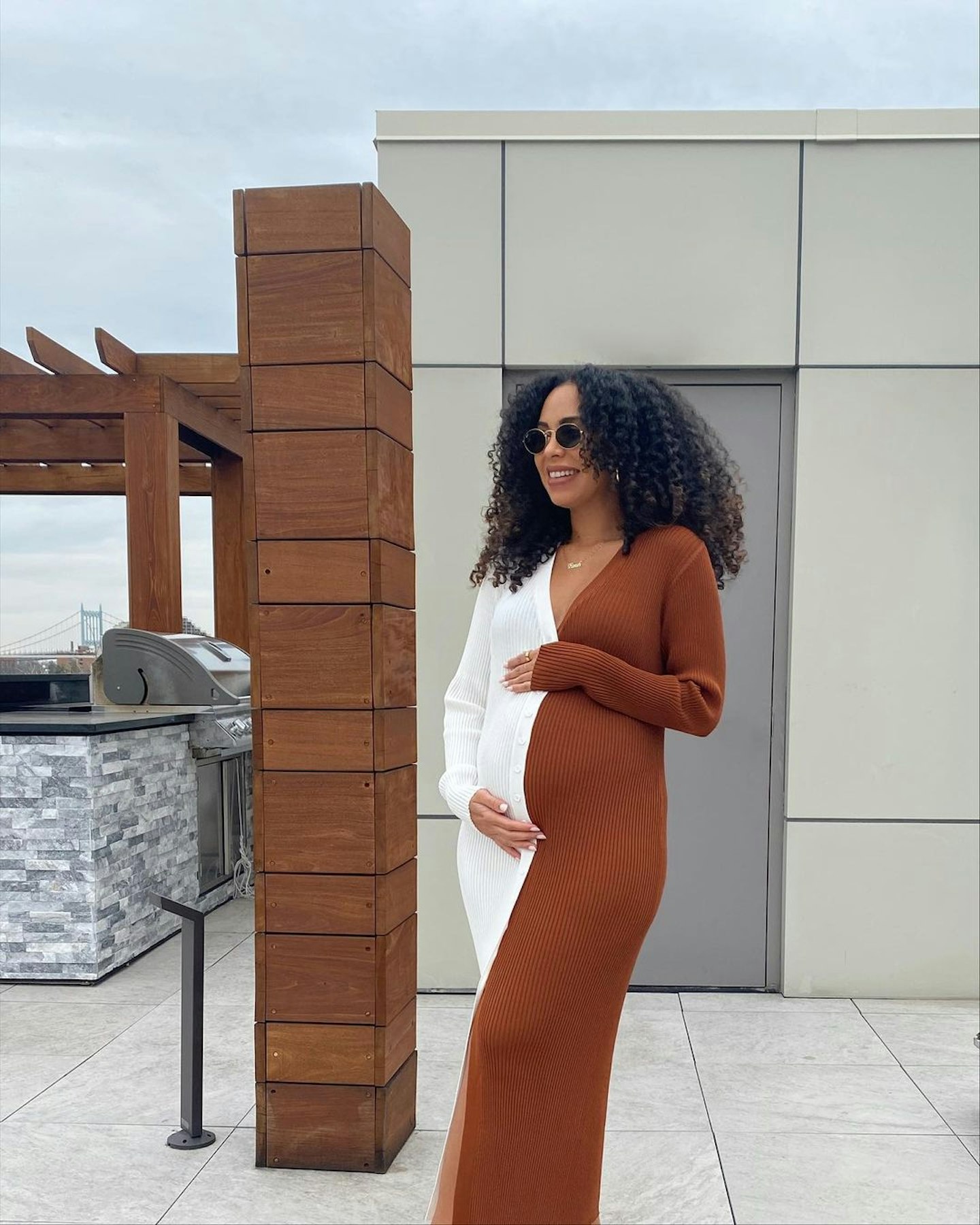 Our Favourite Maternity Looks: Farah Pink