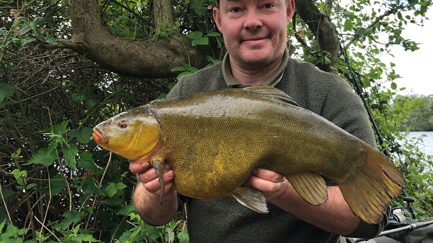 Tench Caster Rigs Rubber casters fool 11lb-plus tench | Angling Times