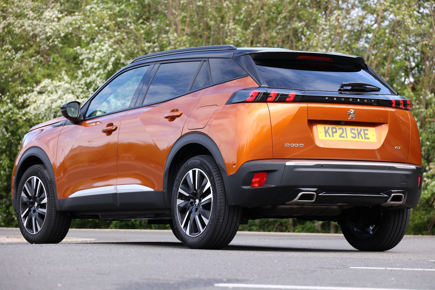 rear 3/4 view of Peugeot 2008 using Canon EOS R6