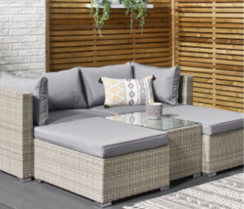 Supermarket Bargains The Best Table And Chairs From Asda Aldi Tesco More Life Yours - Tesco Outdoor Garden Furniture Cushioned Benches