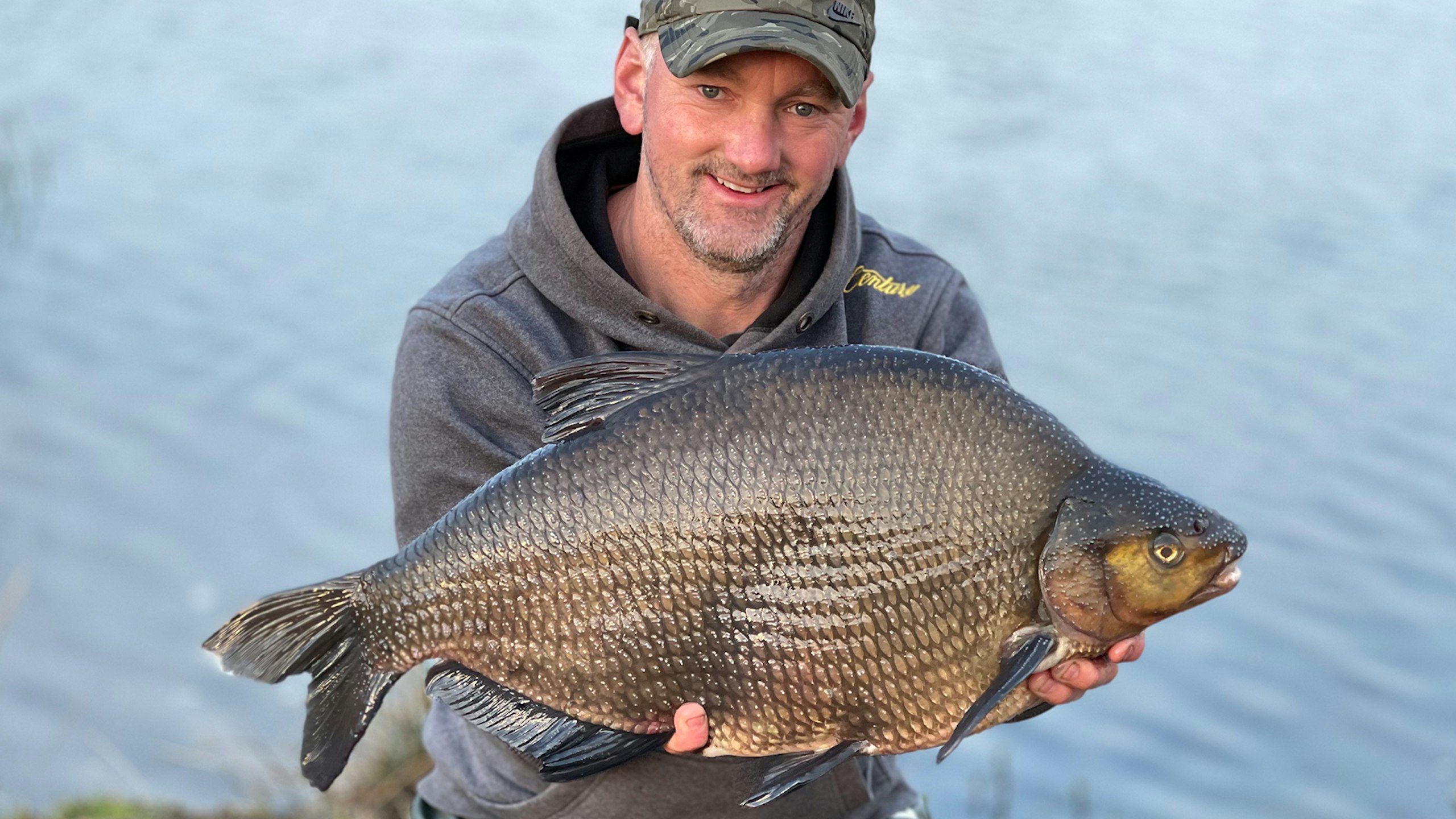 Corn a winner for giant 17lb 12oz bream