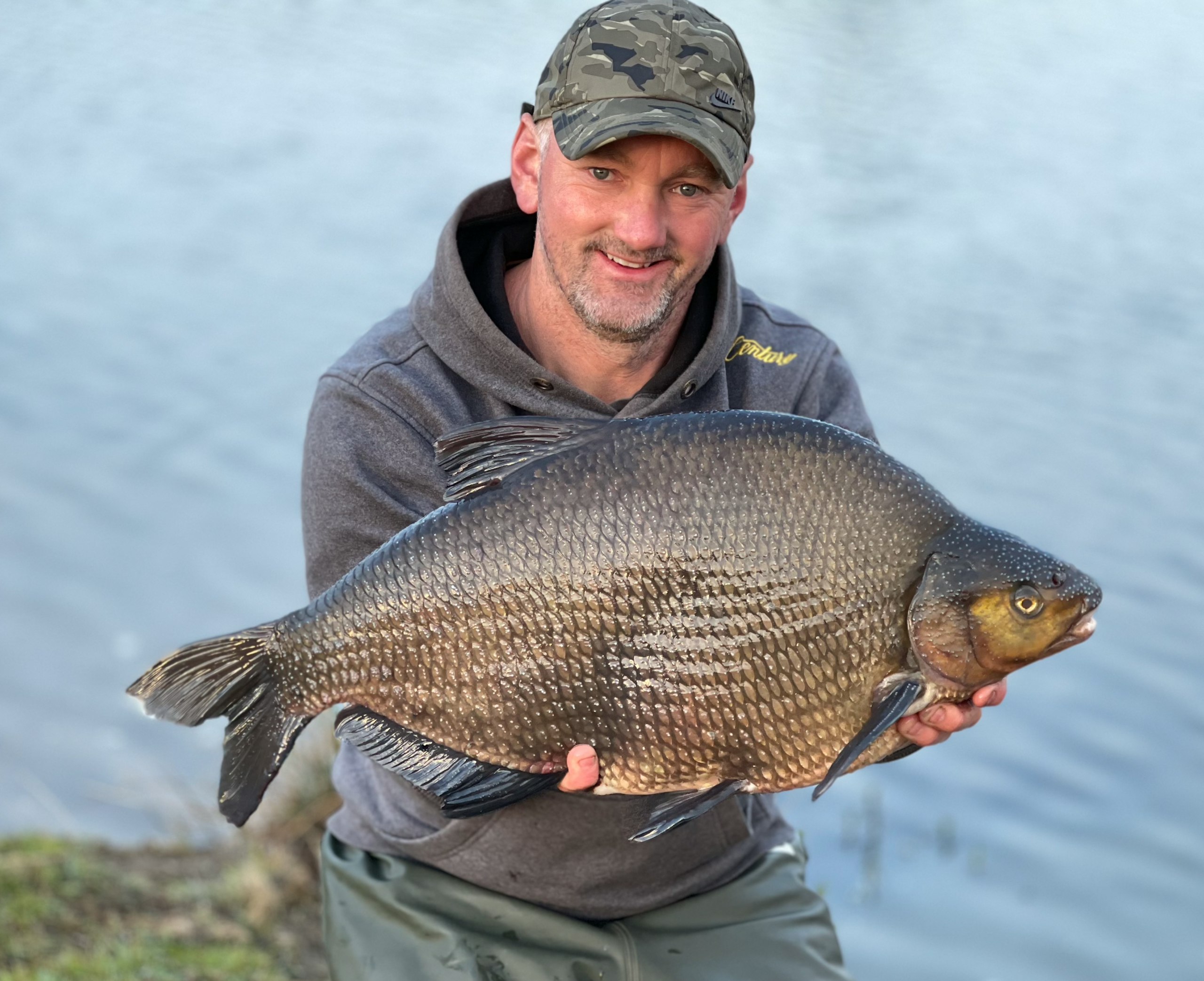 Lee McManus – 17lb 12oz bream