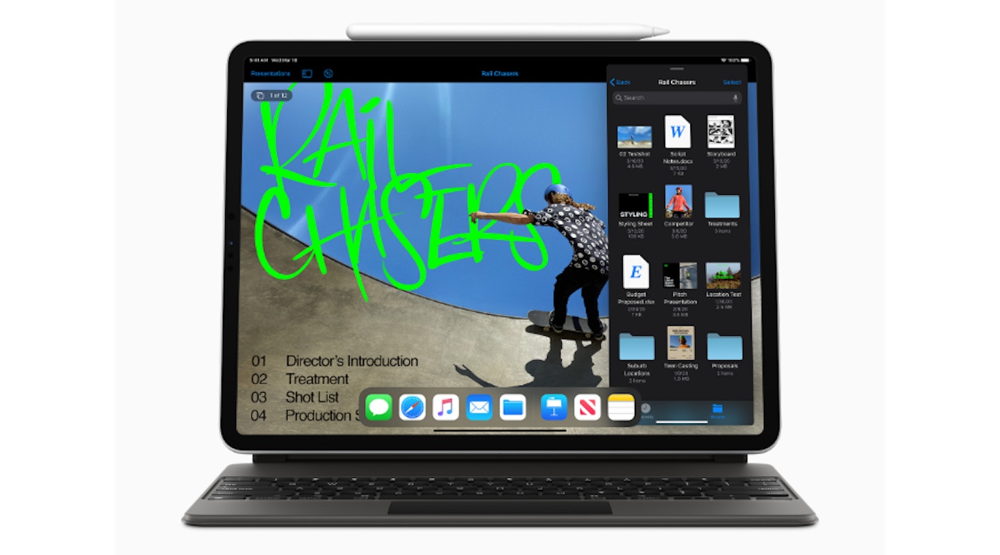 Apple iPad Pro 2021 laptop style