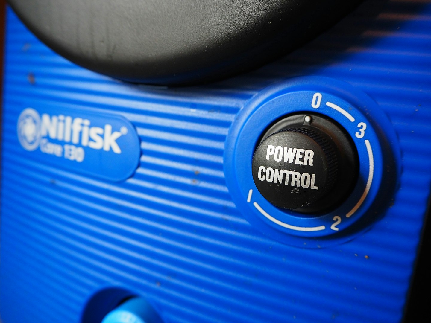 Power Control knob on Nilfisk Core 130