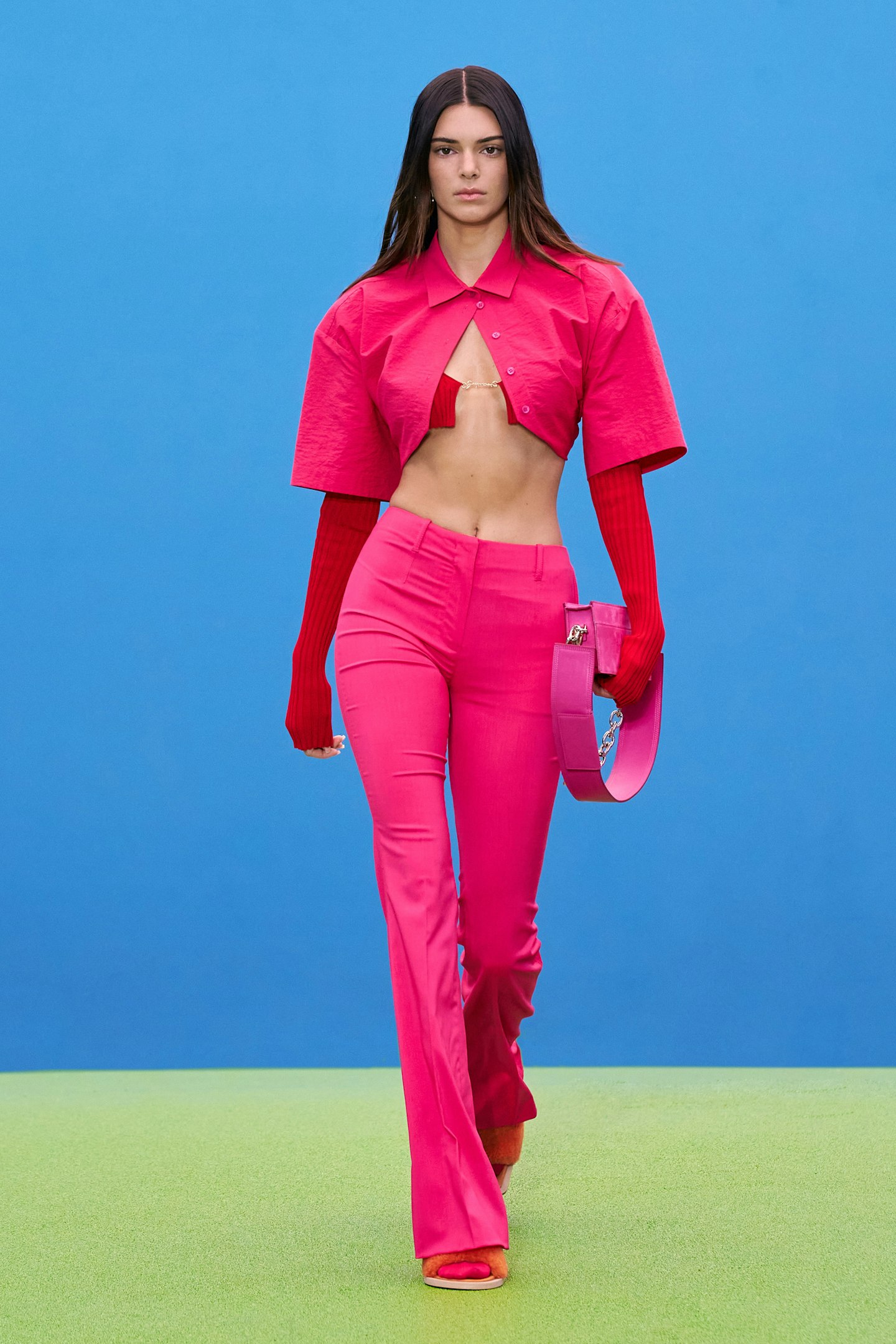 Kendall Jenner wearing an all-pink outfit at Jacquemus 