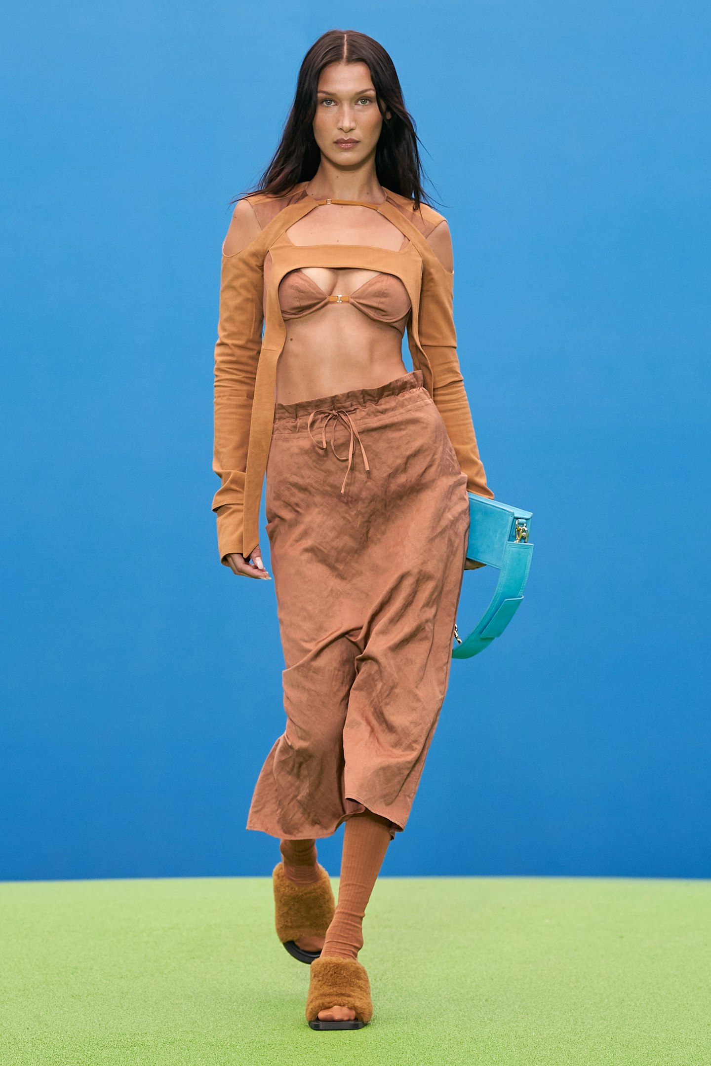 Bella Hadid wearing an all-brown outfit at Jacquemus