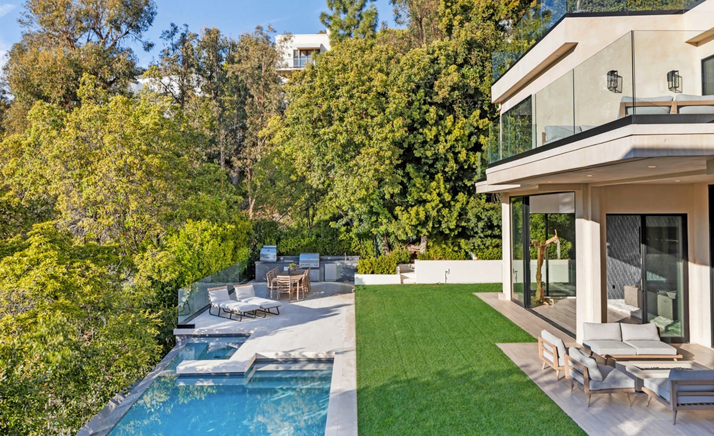 Brooklyn Beckham Nicola Peltz first home