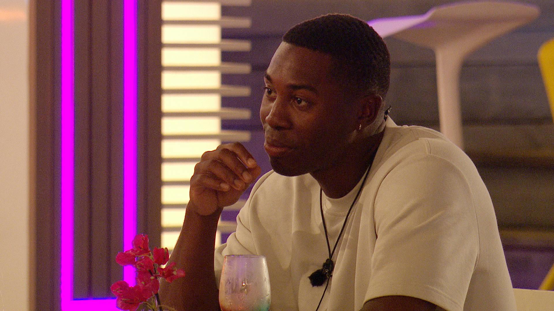 Love Island viewers praise Aaron Francis after dramatic recoupling
