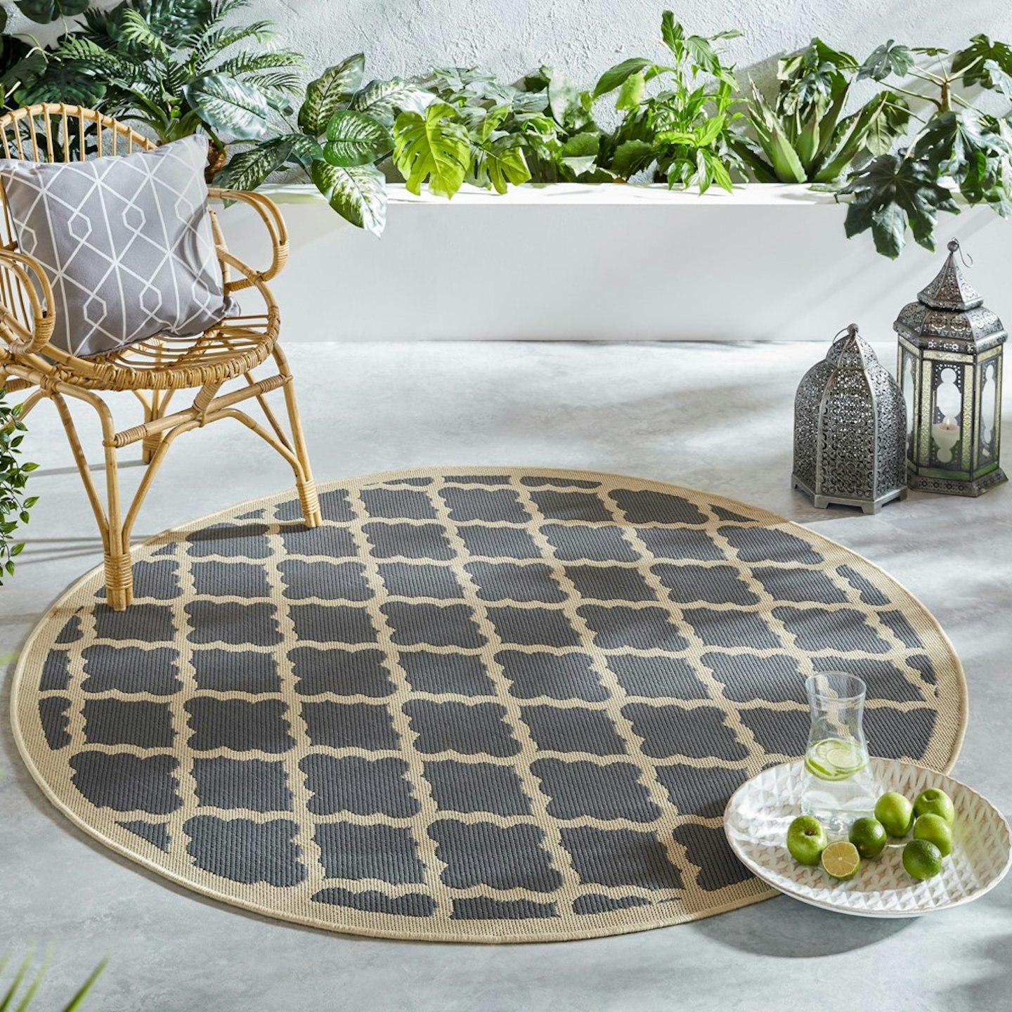 Florence Alfresco Padua Circle Round Outdoor Rugs in Anthracite Beige