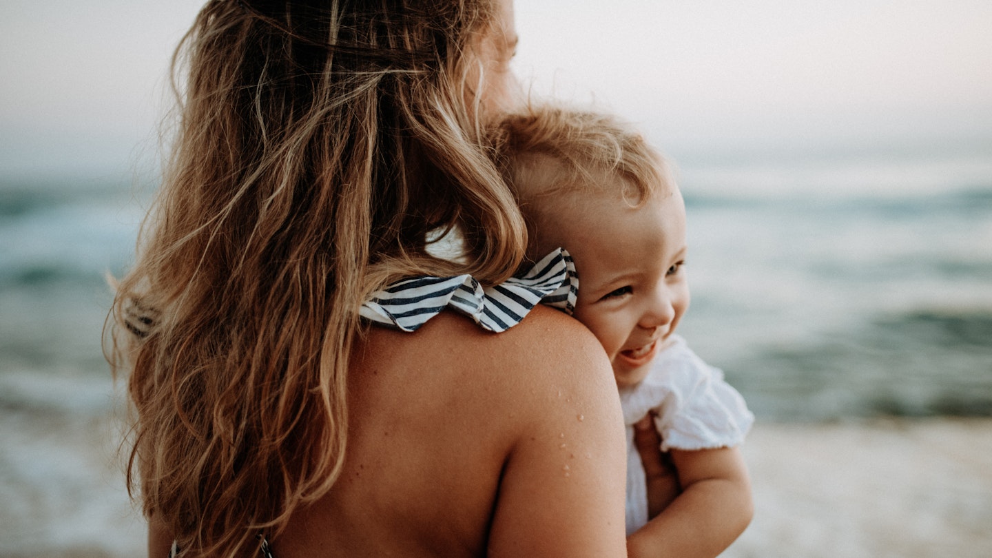 Can you fake tan while breastfeeding?
