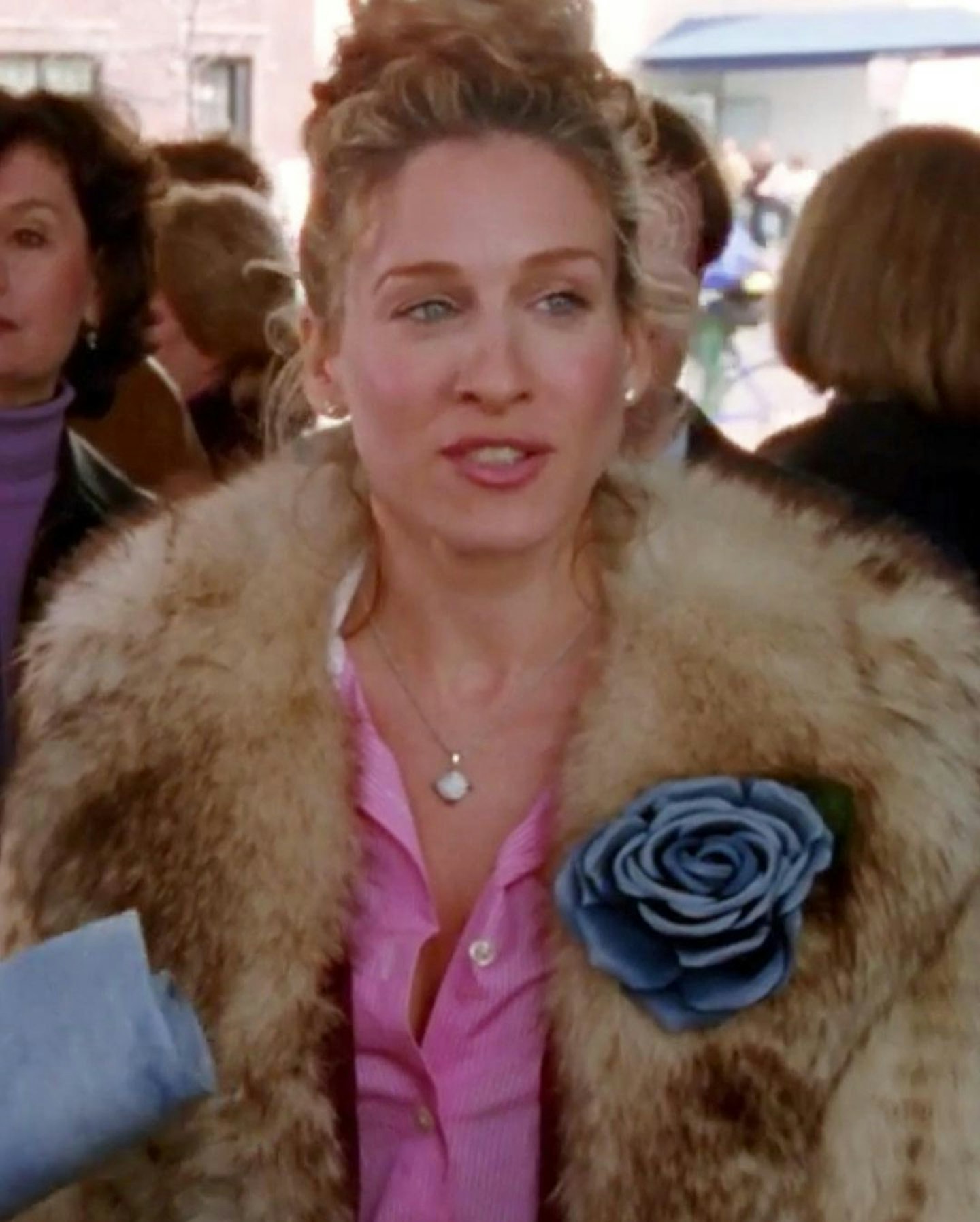 Meaning Behind Carrie Bradshaw Flower Pin In SATC