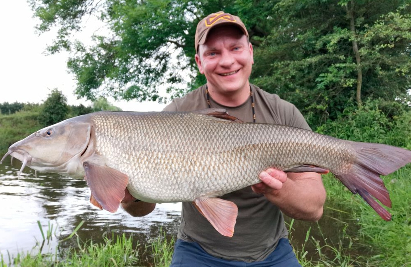 This 15lb 6oz barbel was part of a multiple catch for Trent rod Ricardas