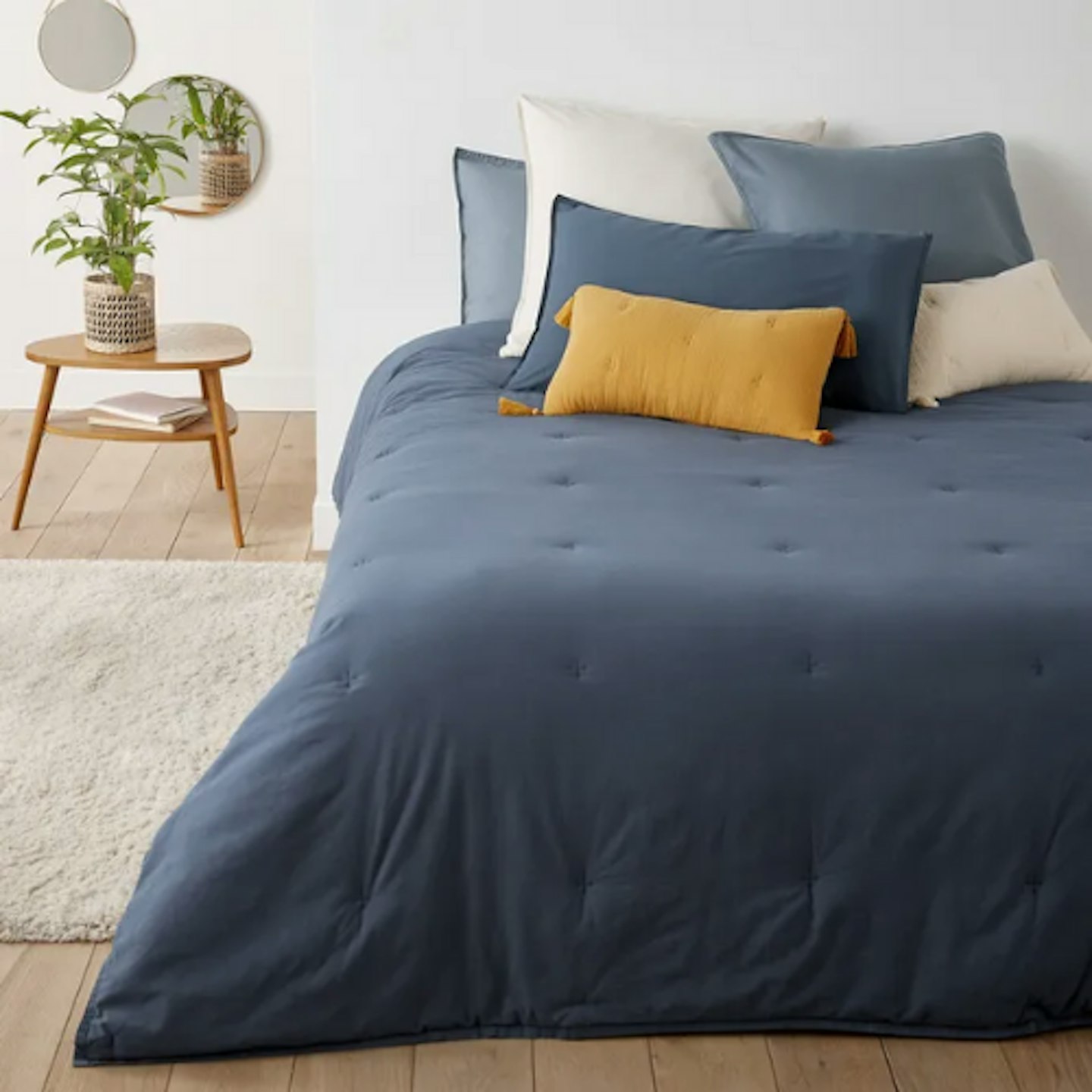 Dojo Plain Washed Cotton Quilted Bedspread