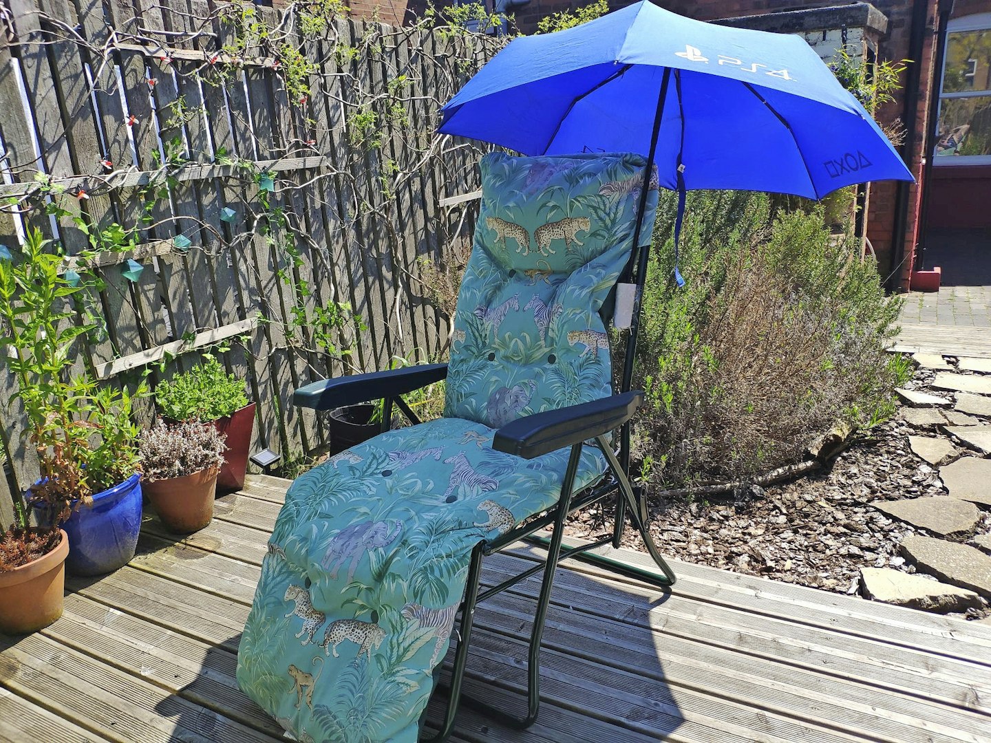 Makeshift garden parasol