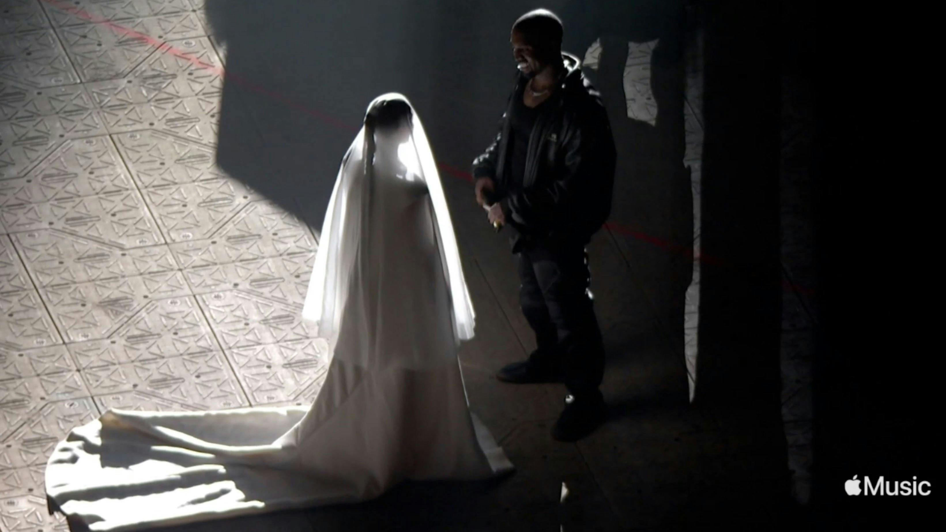 kim kardashian wedding dress balenciaga