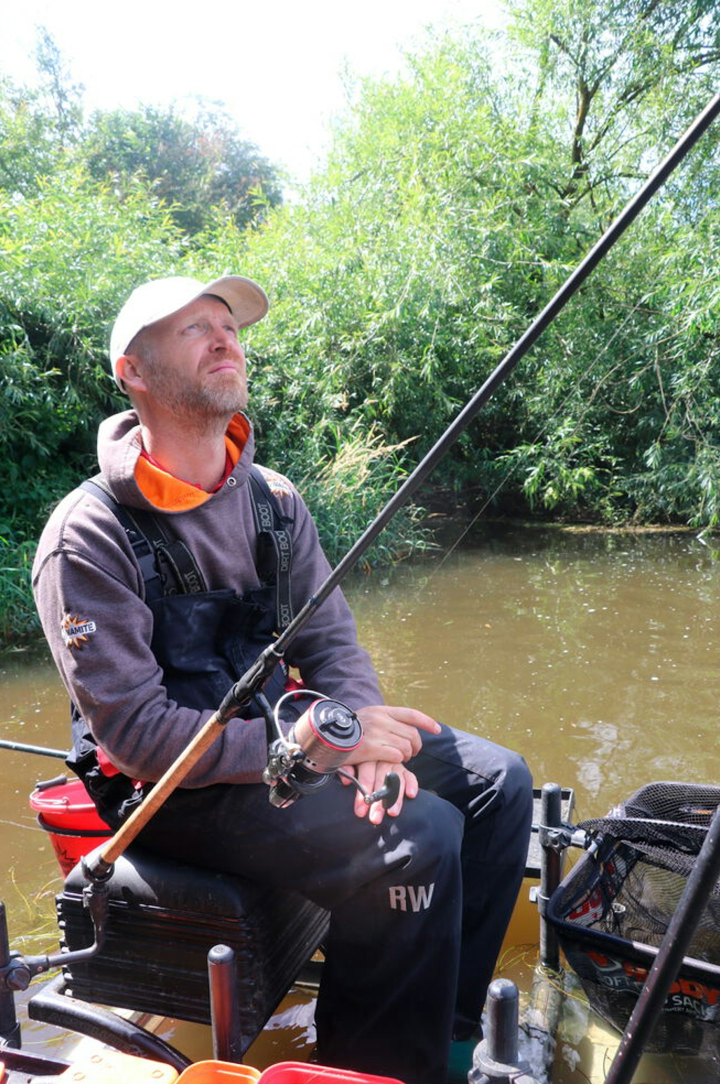How to fish pellets for a mixed net on the river – Rob Wootton