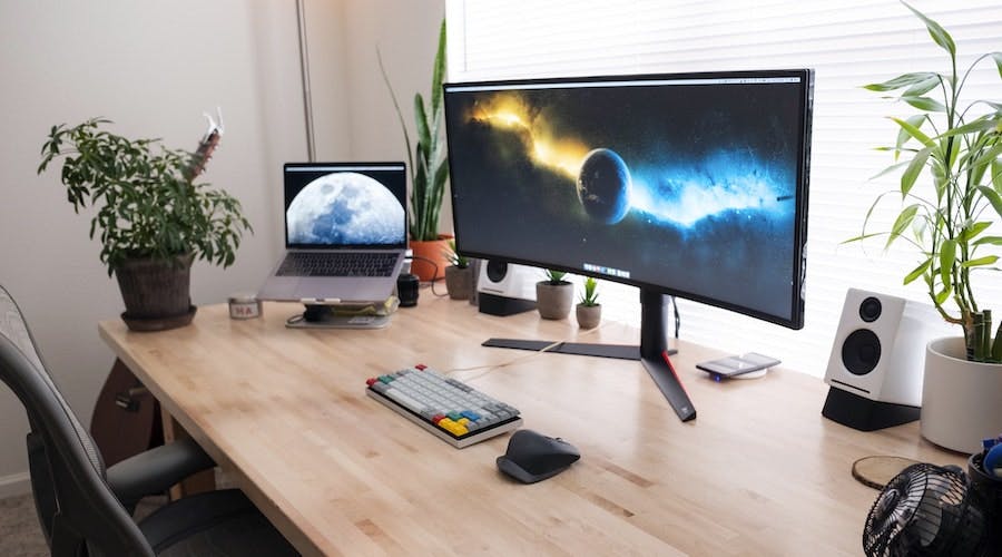 office monitor curved