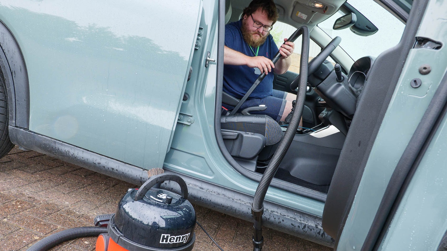 Using the Henry Hoover in a car
