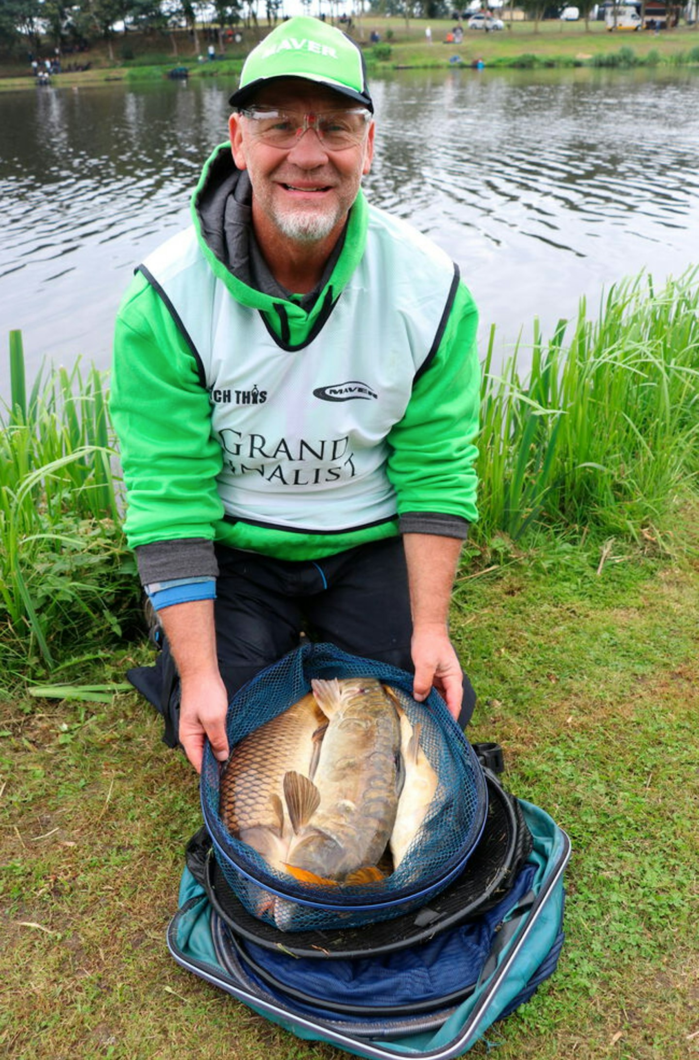 Simon banked 23-350 of carp to win the match