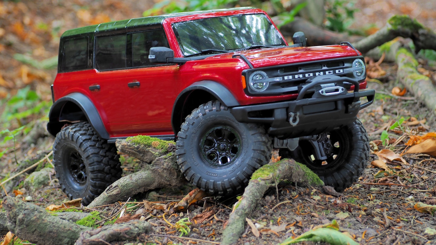 Front 3/4 view of Traxxas Bronco