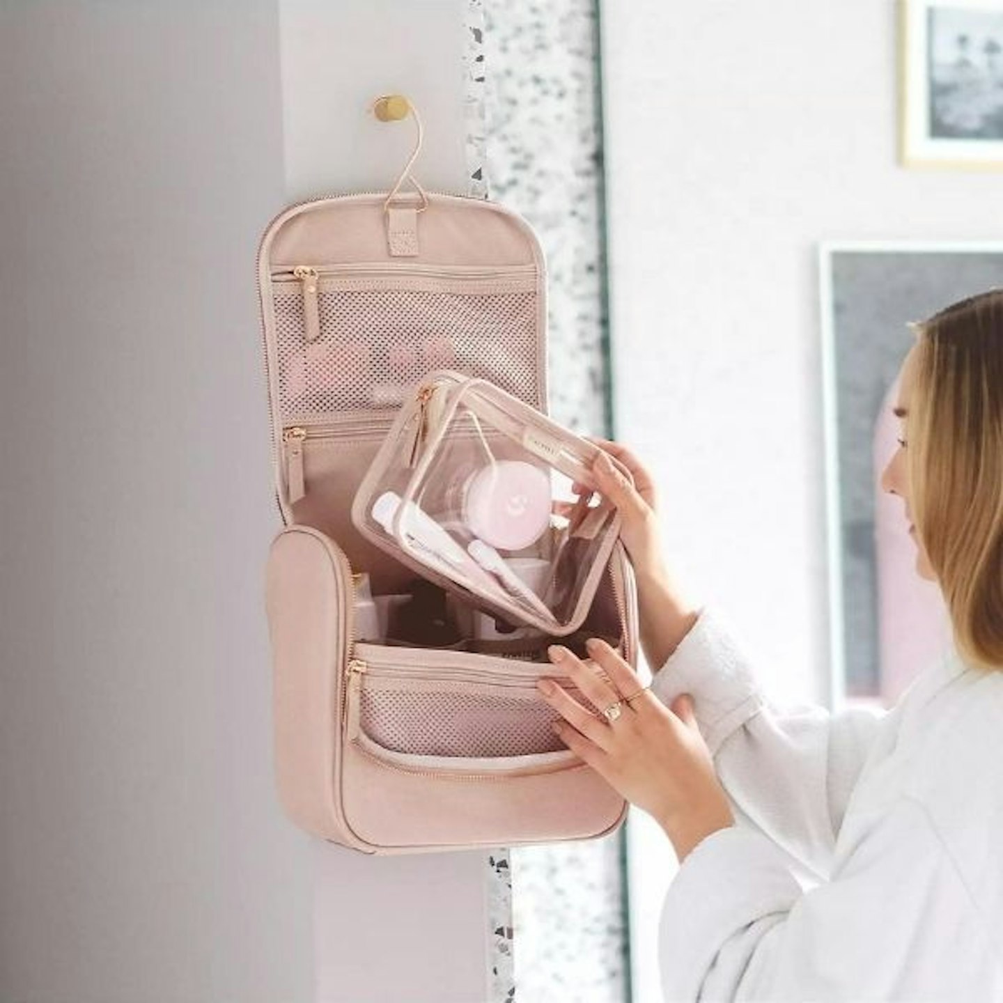 Stackers Hanging Wash Bag, Blush Pink