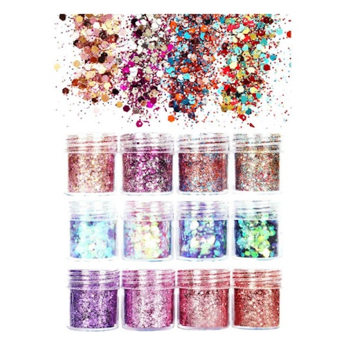 How to get the body glitter look that's gone viral on TikTok | Hair & Beauty | Heat How to get the body glitter look that's gone viral on TikTok | Hair & Beauty | Heat