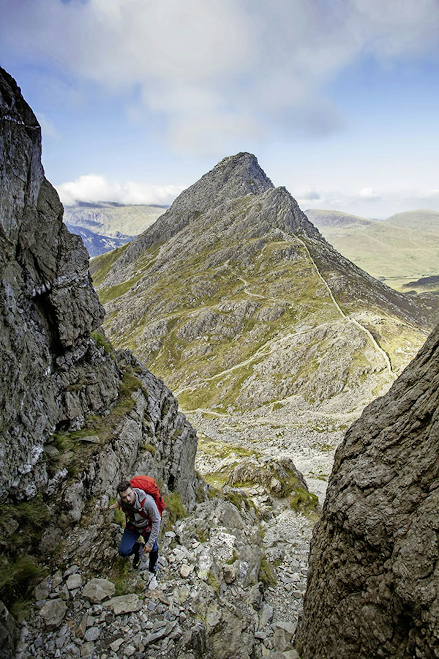 Heading up Sinister Gully on to Bristly Ridge, with Tryfan behind.