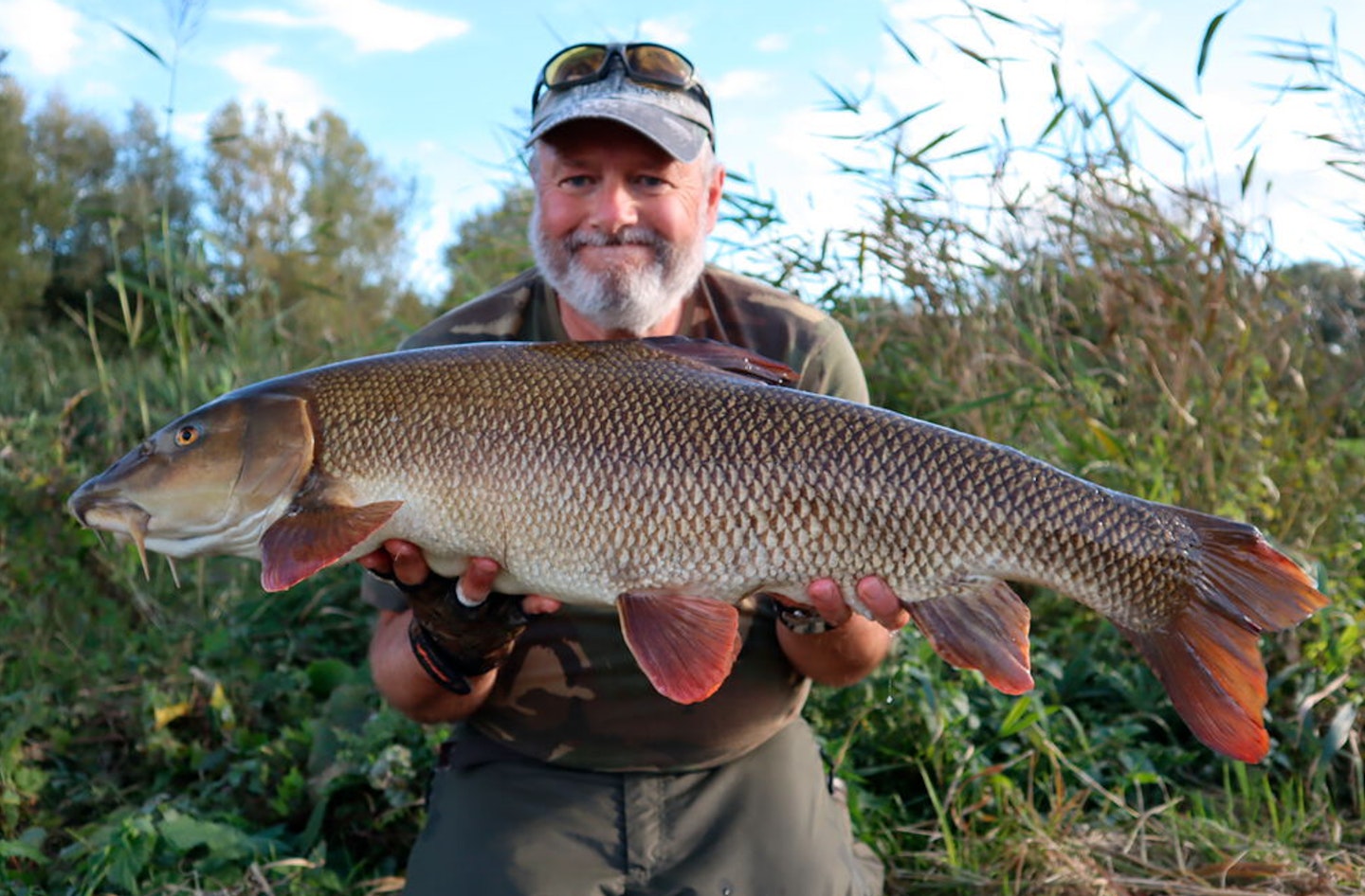 Darrel Hughes - 17lb 5oz barbel