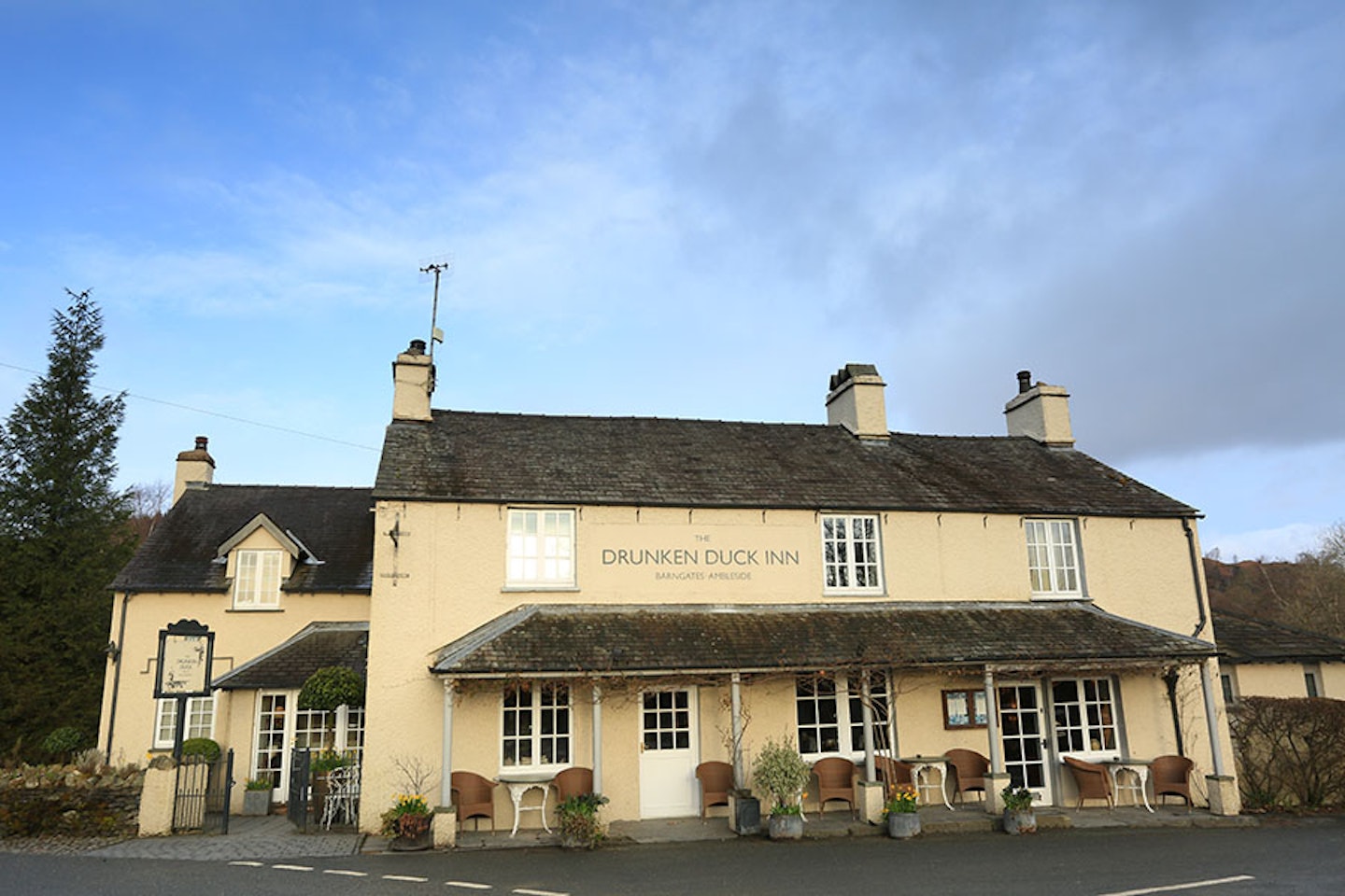 The Drunken Duck, Barngates 