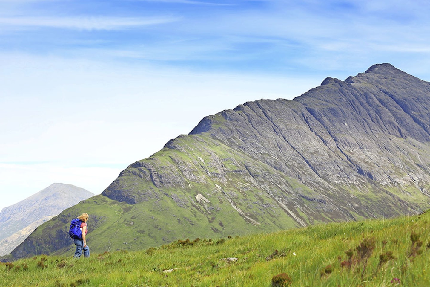 Sizing up the south ridge of Blabheinn, which provides one of the finest viewpoints of Skye’s Black Cuillin peaks.