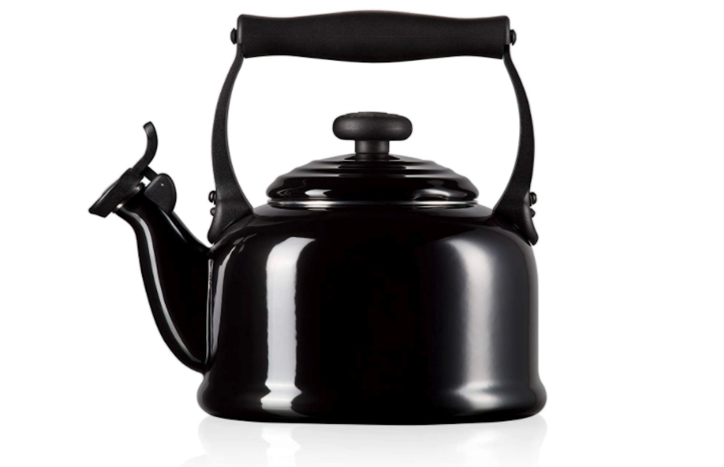 Le Creuset Traditional Stove-Top Kettle with Whistle