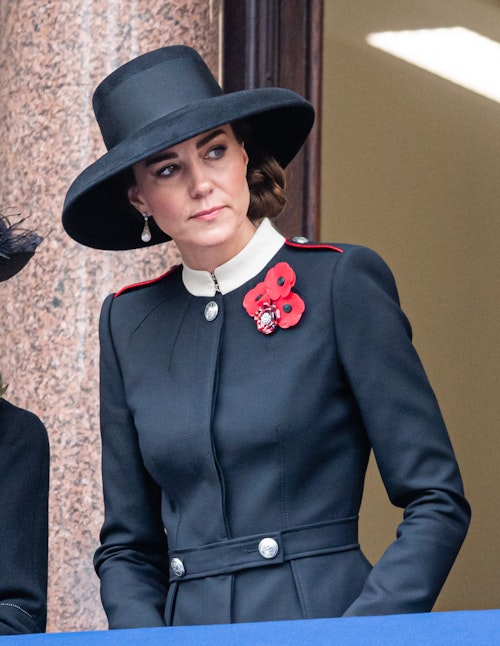Kate Middleton re-cycling her Alexander McQueen Coat