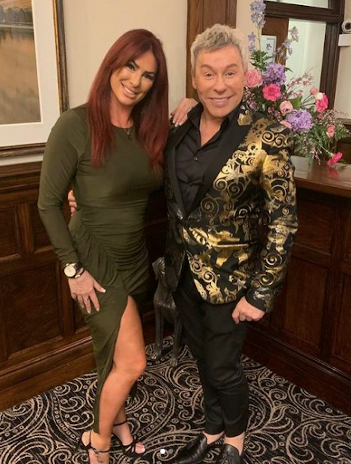 ester-dee-shares-wedding-photo-with-boyfriend-glynn