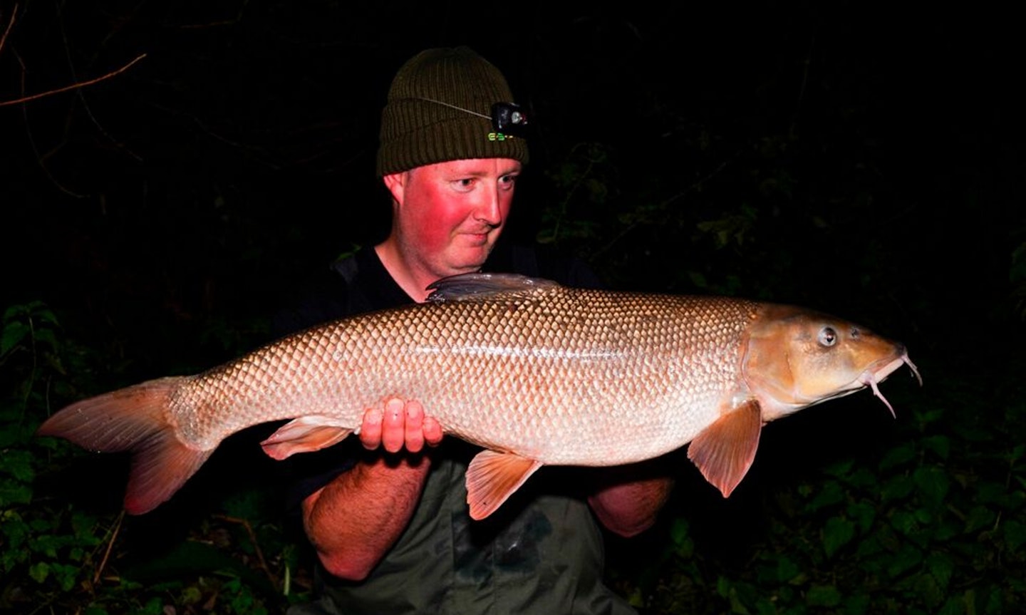 Simon Baker – 18lb 2oz barbel