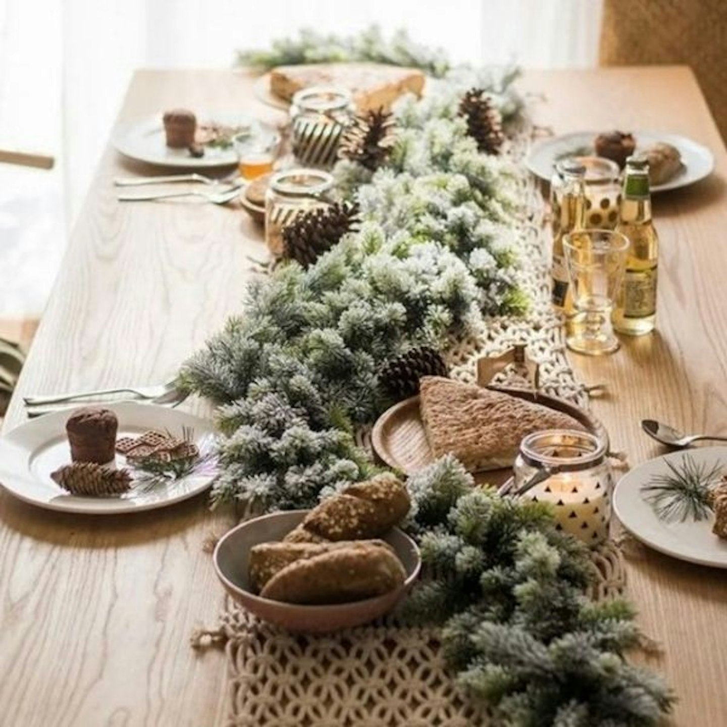 Nordic Christmas Garland table decor