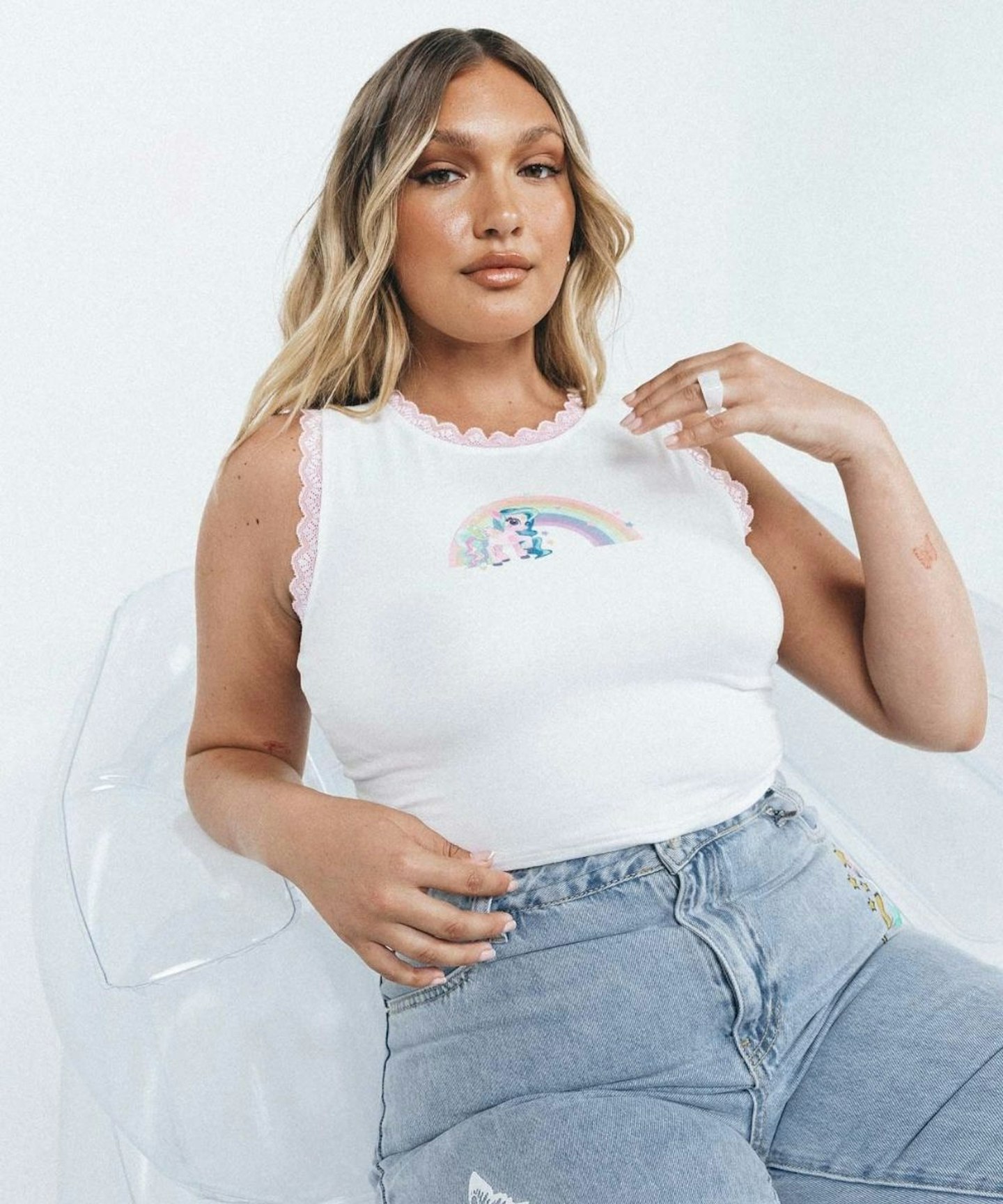 Nostalgia Graphic Top White