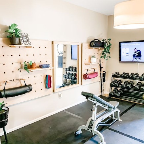 8 garage gym ideas and everything you need to set one up | Wellbeing ...
